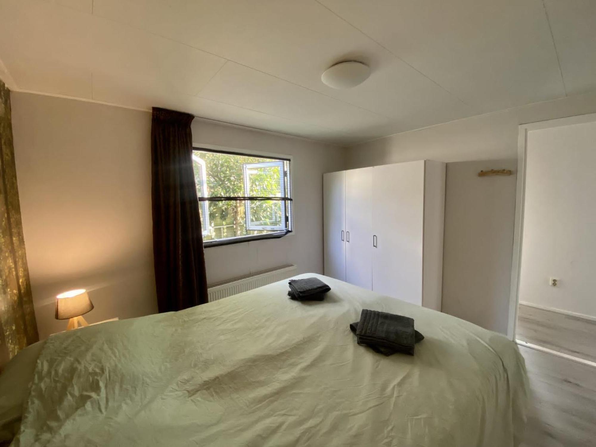 Veluwe Vakanties Chalets With Private Barrel Sauna - With Pool Bar And Restaurant Facilities In The Veluwe National Park Putten Eksteriør billede
