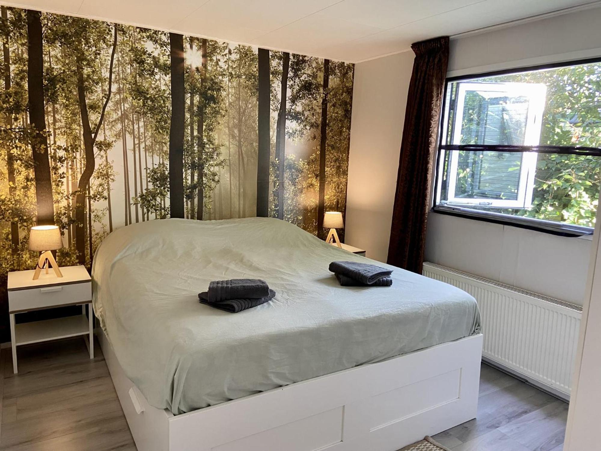Veluwe Vakanties Chalets With Private Barrel Sauna - With Pool Bar And Restaurant Facilities In The Veluwe National Park Putten Eksteriør billede