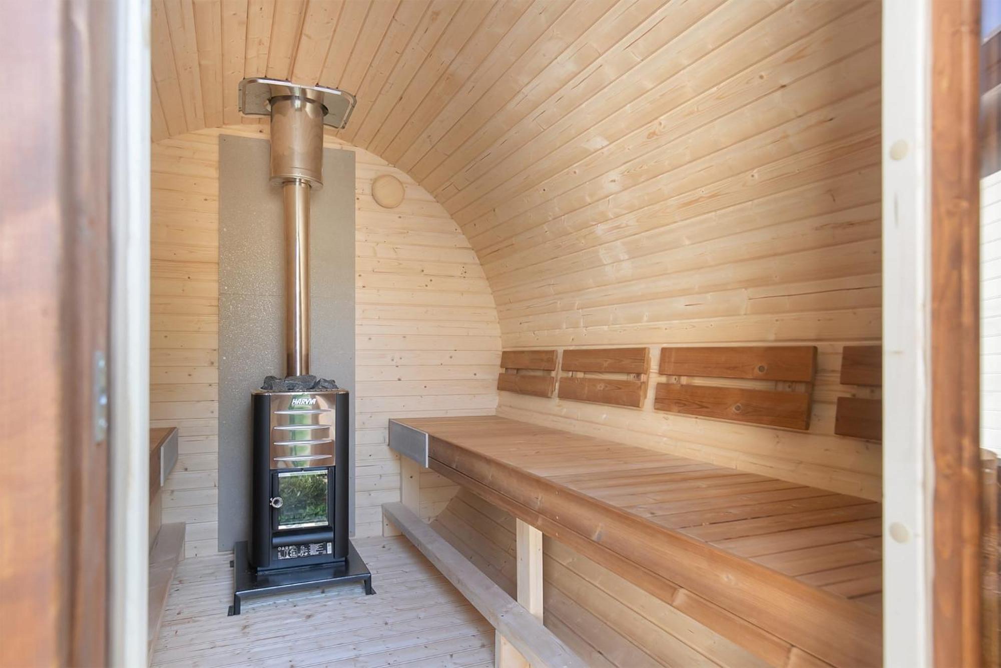 Veluwe Vakanties Chalets With Private Barrel Sauna - With Pool Bar And Restaurant Facilities In The Veluwe National Park Putten Eksteriør billede